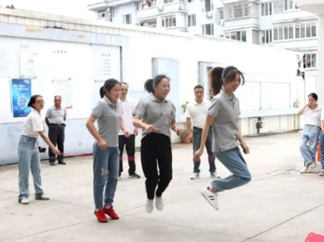 趣享運動(dòng)，喜迎亞運— —康宏電子第三屆員工運動(dòng)會(huì )